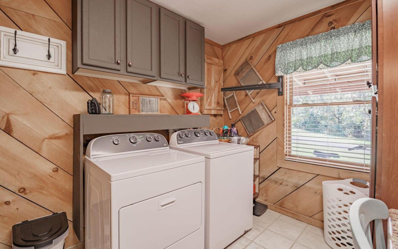 Wooded Bliss Hot Tub Single Level Cabin With No Steps Rocking Chairs And Wooded Views Pigeon Forge Zewnętrze zdjęcie