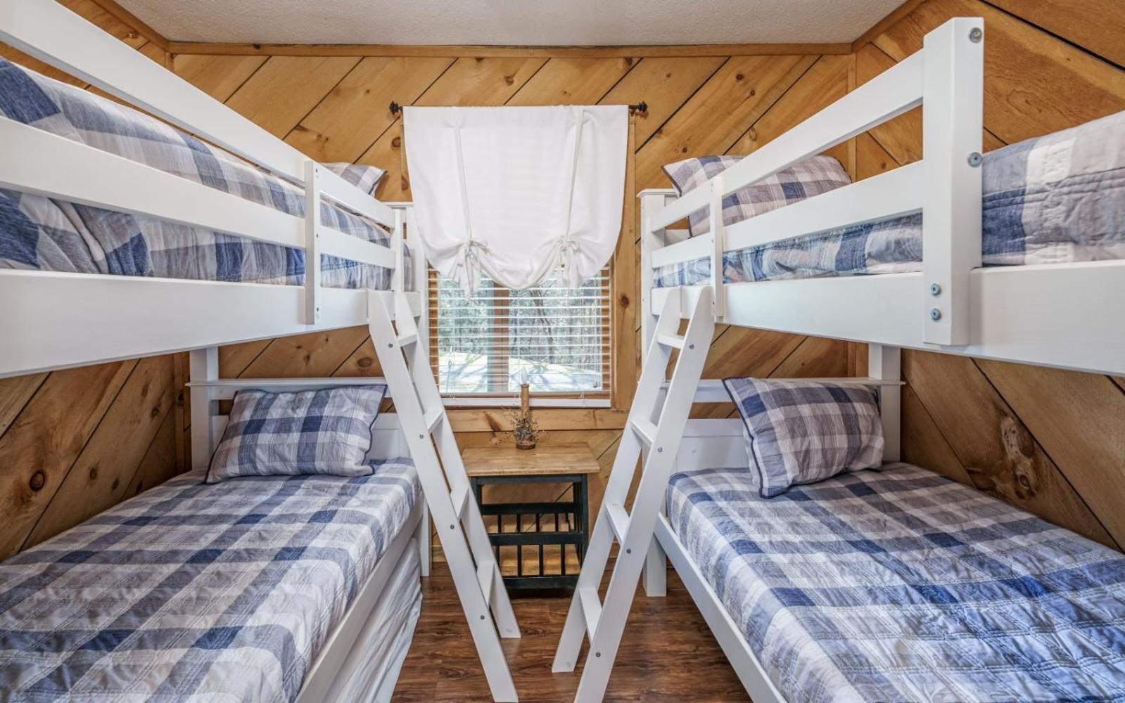 Wooded Bliss Hot Tub Single Level Cabin With No Steps Rocking Chairs And Wooded Views Pigeon Forge Zewnętrze zdjęcie