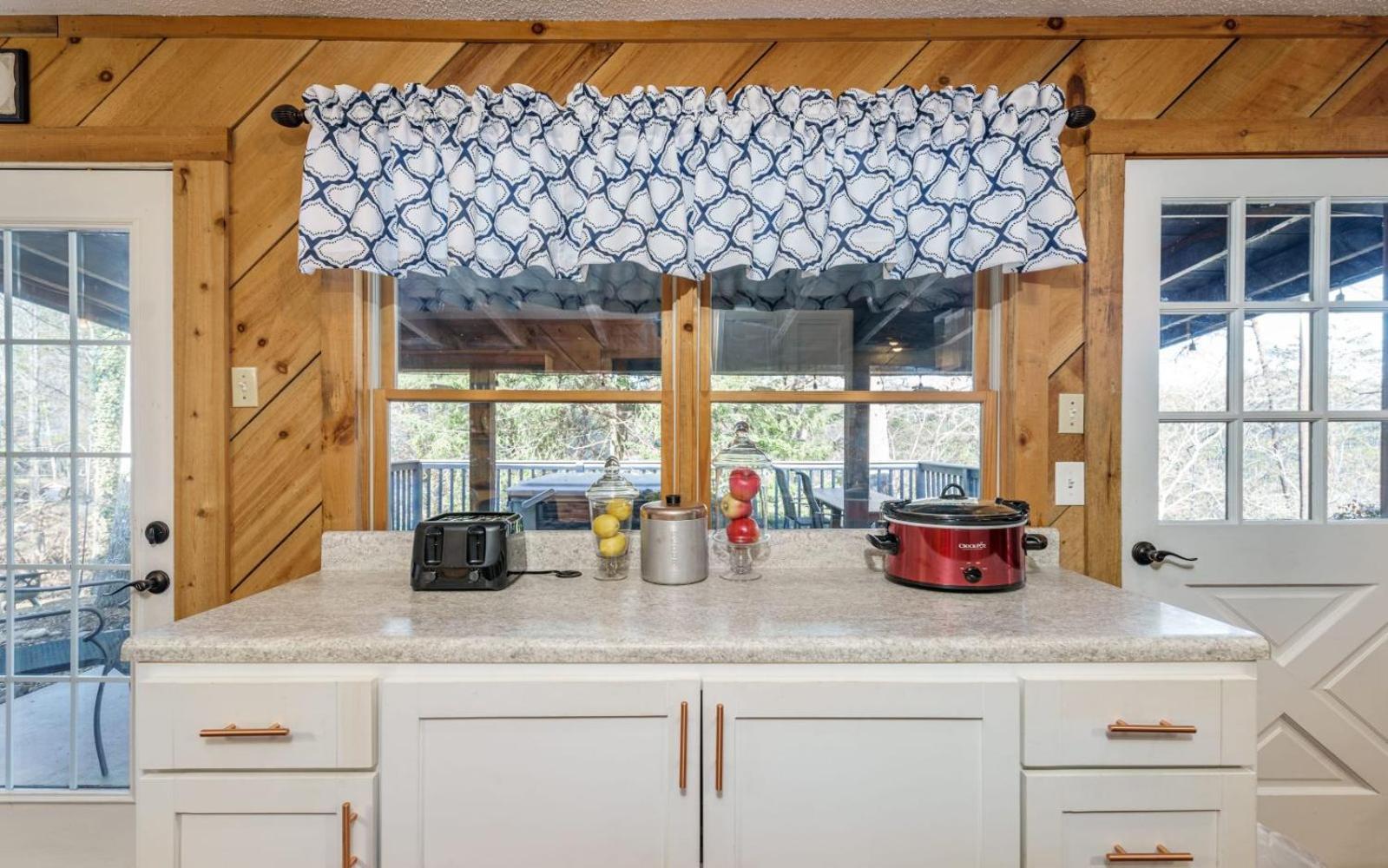 Wooded Bliss Hot Tub Single Level Cabin With No Steps Rocking Chairs And Wooded Views Pigeon Forge Zewnętrze zdjęcie
